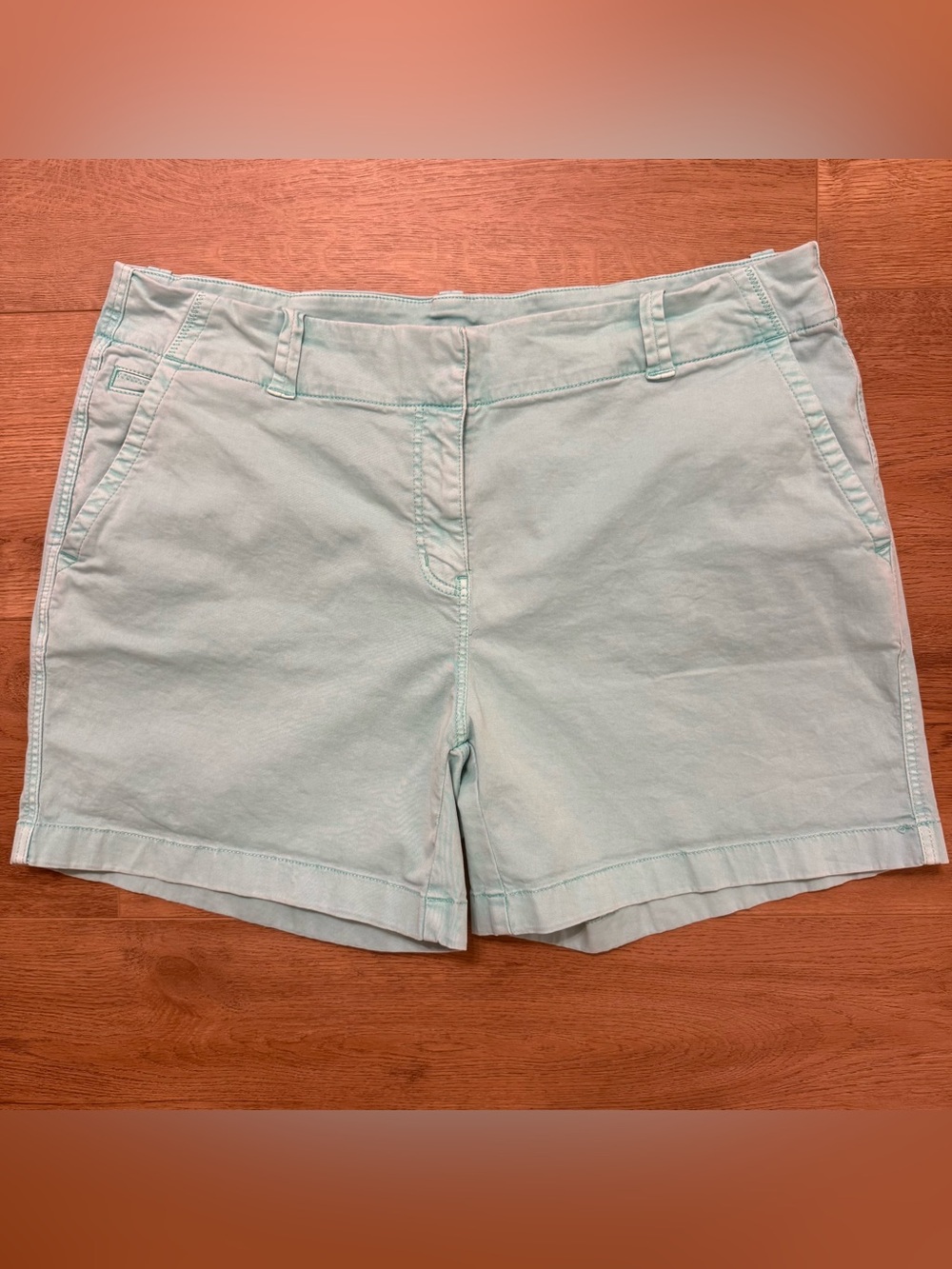 Vineyard Vines Women's Everyday Chino Shorts, Light Aqua Color, Size 12